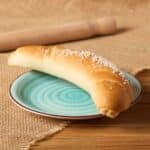 Domáci rožok slaný